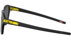 Oakley Latch OO9265 69 Black Ink -Luxe Eyewear Outlet 8ab9173a8f8794df245a2cb316834c61